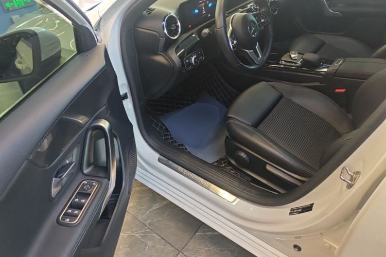 Used Mercedes-Benz A-Class 2021 A 200 Dynamic Edition Driver Seat