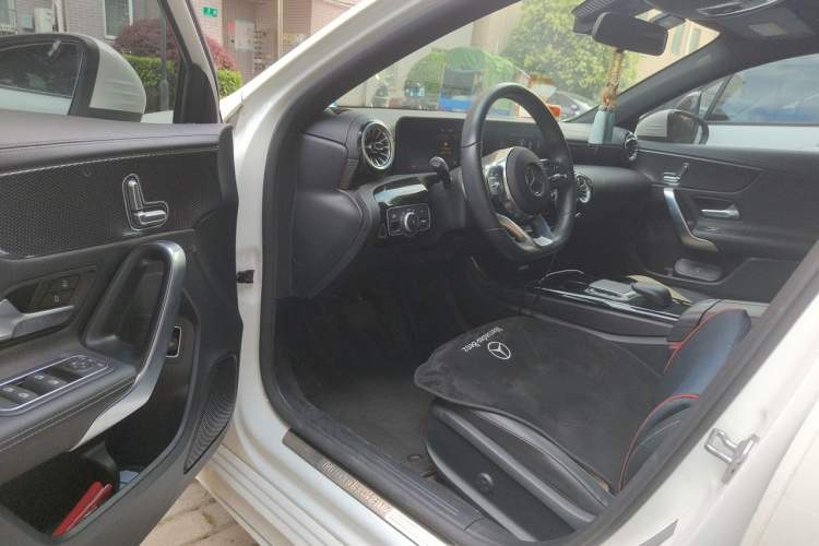 Used Mercedes-Benz A-Class 2021 A 200 L Sport Sedan Fashion Model Driver Seat