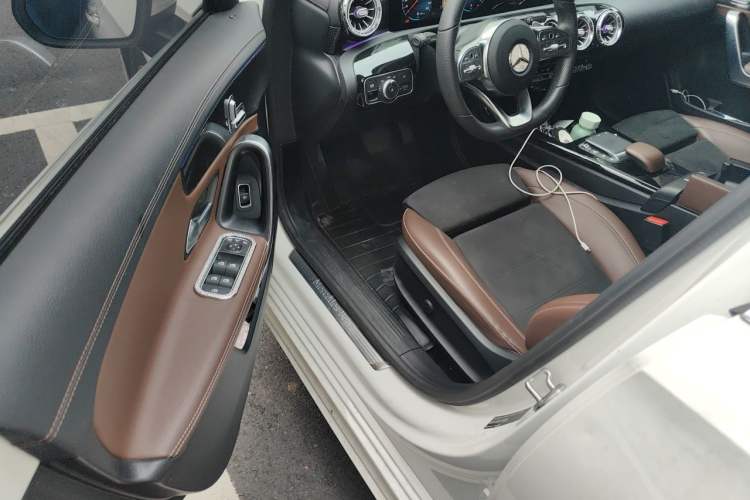 Used Mercedes-Benz A-Class 2021 A 200 L Sport Sedan Fashion Model Driver Seat