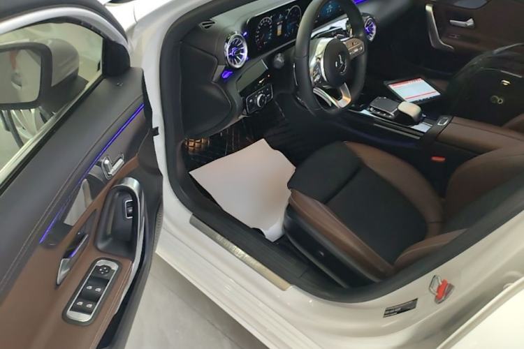 Used Mercedes-Benz A-Class 2021 A 200 L Sport Sedan Fashion Model Driver Seat