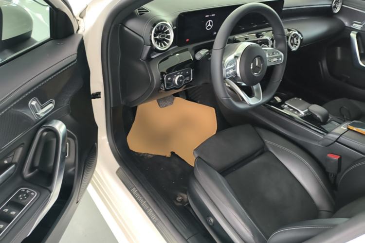 Used Mercedes-Benz A-Class 2021 A 200 L Sport Sedan Fashion Model Driver Seat