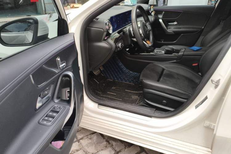 Used Mercedes-Benz A-Class 2021 A 200 L Sport Sedan Fashion Model Driver Seat