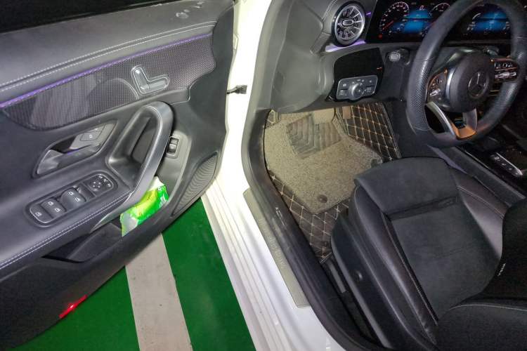 Used Mercedes-Benz A-Class 2021 A 200 L Sport Sedan Fashion Model Driver Seat