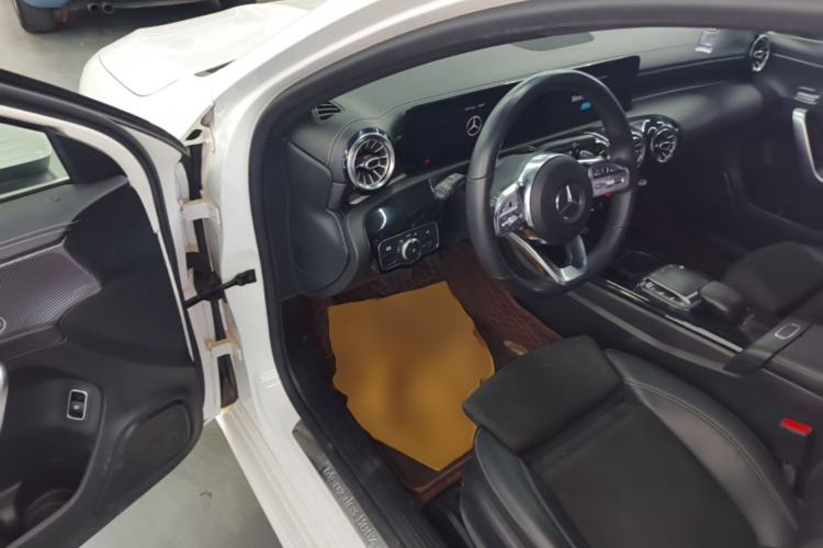 Used Mercedes-Benz A-Class 2021 A 200 L Sport Sedan Fashion Model Driver Seat
