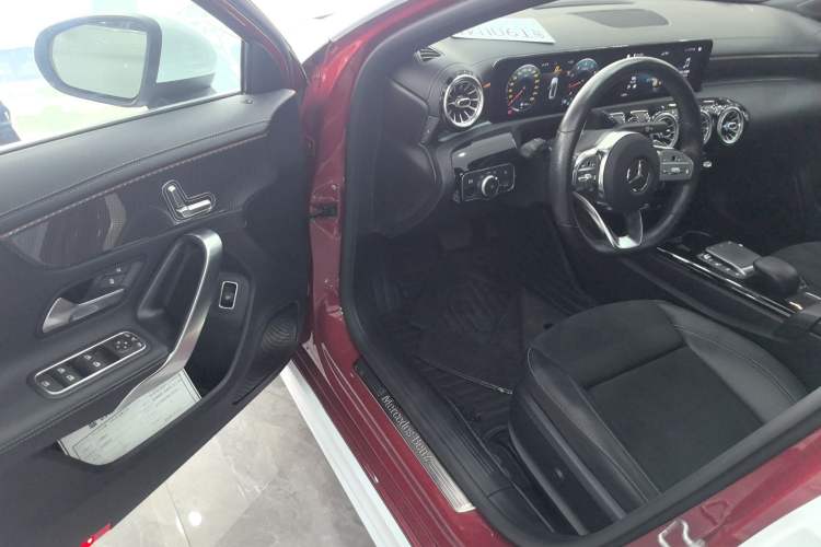 Used Mercedes-Benz A-Class 2021 A 200 L Sport Sedan Fashion Model Driver Seat