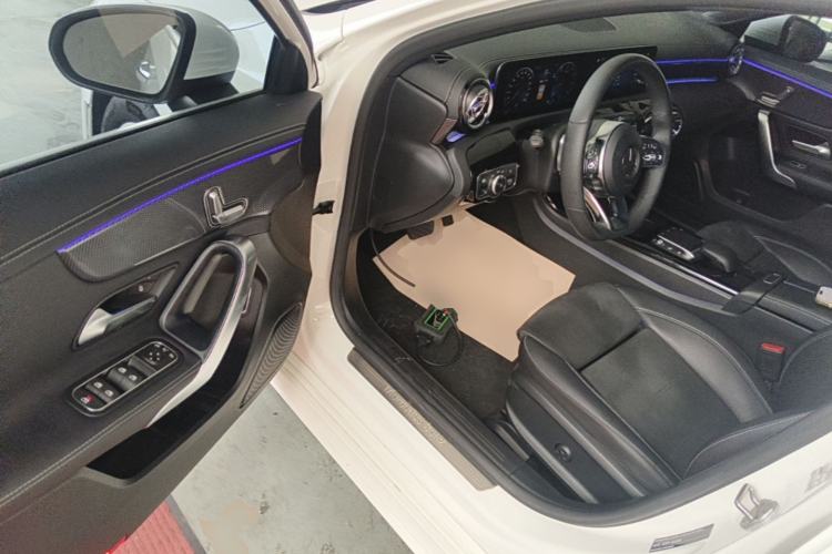 Used Mercedes-Benz A-Class 2021 A 200 L Sport Sedan Fashion Model Driver Seat