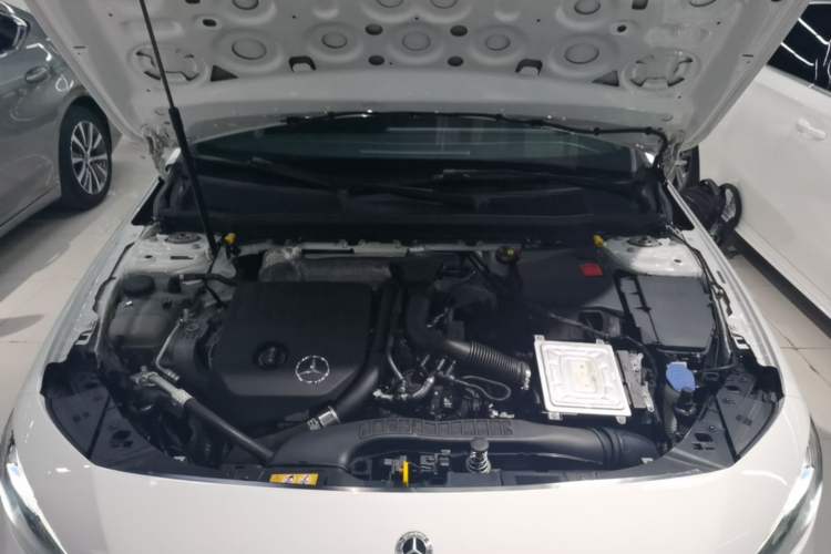 Used Mercedes-Benz A-Class 2021 A 200 L Sport Sedan Fashion Model Engine Bay