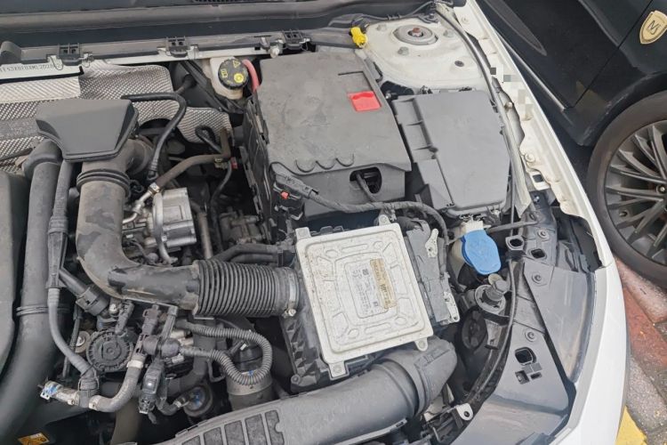 Used Mercedes-Benz A-Class 2021 Restyled A 180 L Sport Sedan Engine Bay Left