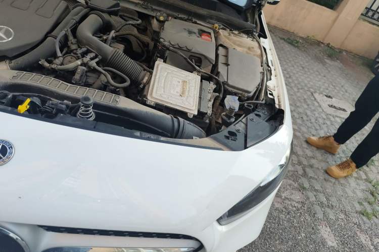 Used Mercedes-Benz A-Class 2021 A 200 L Sport Sedan Fashion Model Engine Bay Left