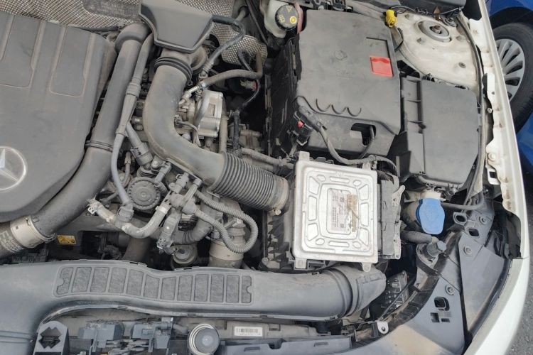 Used Mercedes-Benz A-Class 2021 A 200 L Sport Sedan Fashion Model Engine Bay Left