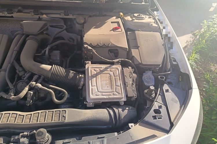 Used Mercedes-Benz A-Class 2021 A 200 L Sport Sedan Fashion Model Engine Bay Left