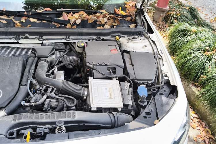 Used Mercedes-Benz A-Class 2021 A 200 L Sport Sedan Dynamic Model Engine Bay Left