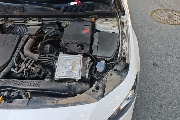 Used Mercedes-Benz A-Class 2021 A 200 L Sport Sedan Fashion Model Engine Bay Left