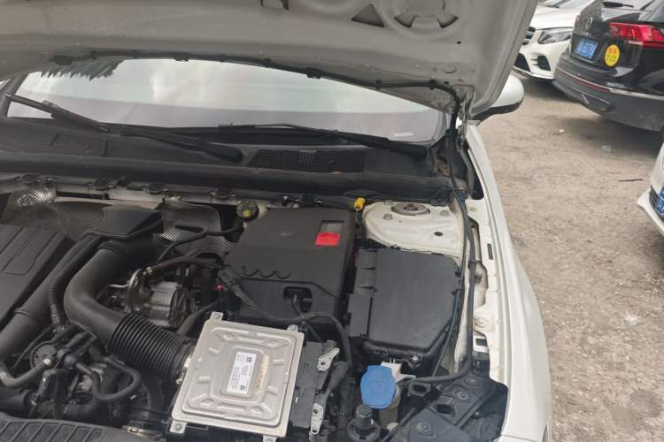 Used Mercedes-Benz A-Class 2021 A 200 Dynamic Edition Engine Bay Left
