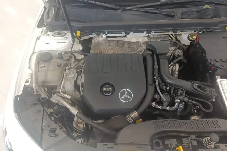 Used Mercedes-Benz A-Class 2021 A 200 L Sport Sedan Fashion Model Engine Bay Right