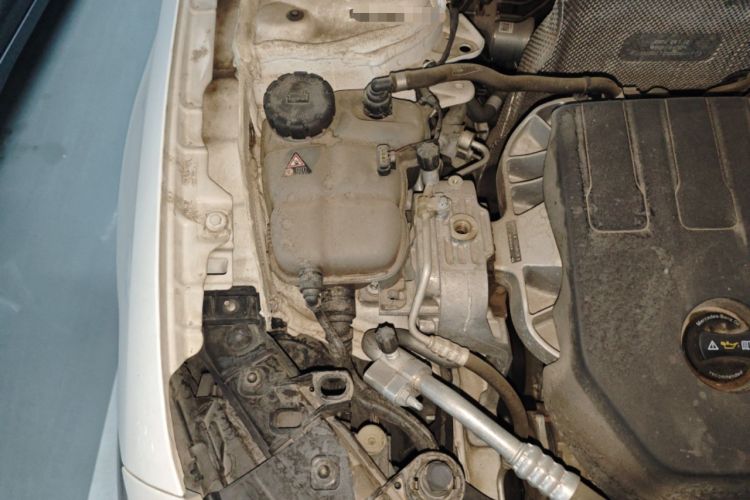 Used Mercedes-Benz A-Class 2021 Restyled A 180 L Sport Sedan Engine Bay Right