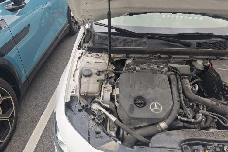 Used Mercedes-Benz A-Class 2021 A 200 L Sport Sedan Fashion Model Engine Bay Right