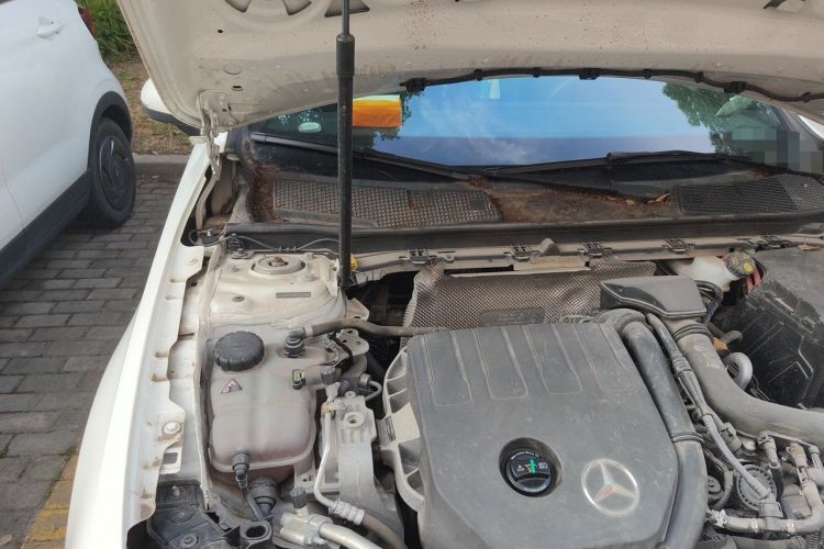 Used Mercedes-Benz A-Class 2021 A 200 L Sport Sedan Fashion Model Engine Bay Right