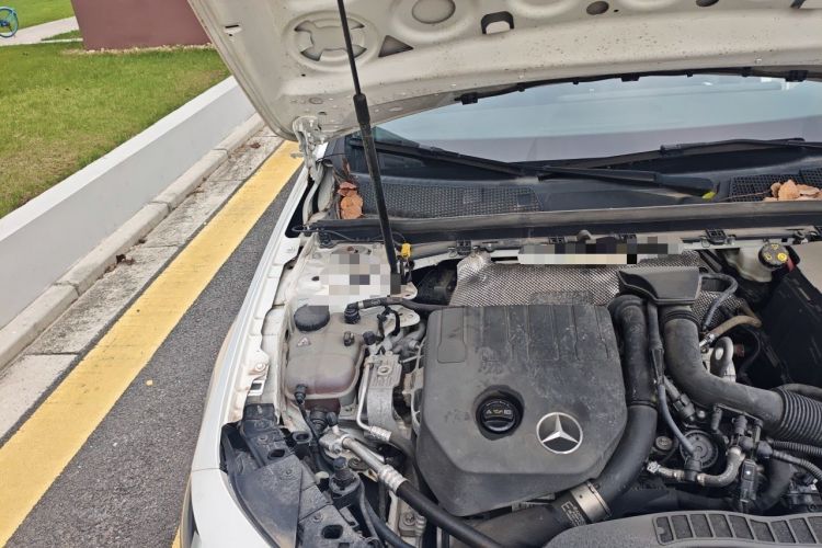 Used Mercedes-Benz A-Class 2021 A 200 L Sport Sedan Fashion Model Engine Bay Right