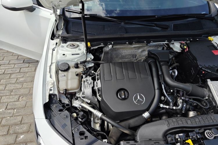 Used Mercedes-Benz A-Class 2021 A 200 L Sport Sedan Fashion Model Engine Bay Right