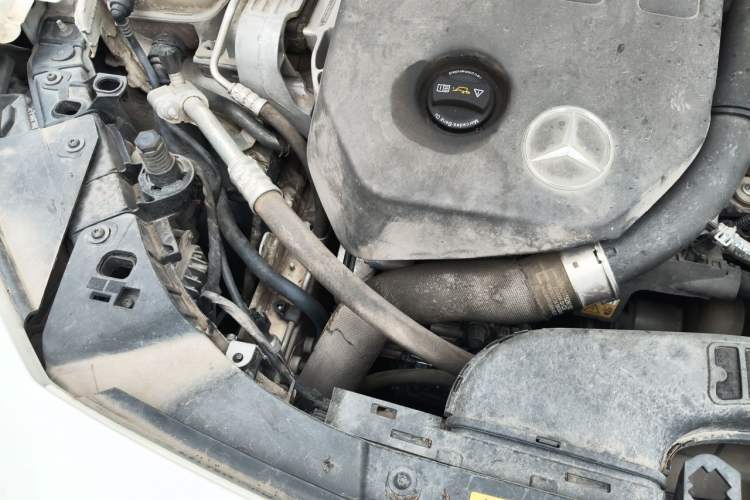 Used Mercedes-Benz A-Class 2021 A 200 L Sport Sedan Fashion Model Engine Bay Right