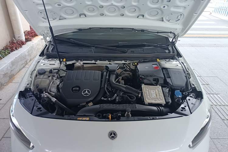 Used Mercedes-Benz A-Class 2021 A 200 L Sport Sedan Fashion Model Engine Bay