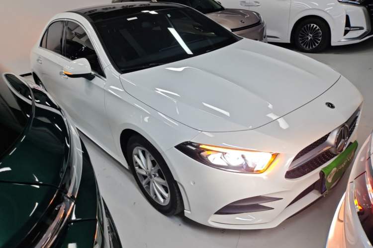 Used Mercedes-Benz A-Class 2021 A 200 L Sport Sedan Fashion Model Exterior 1