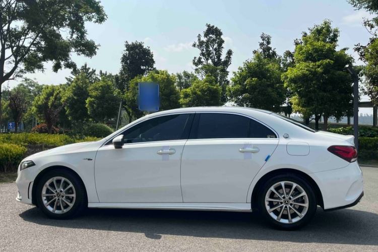 Used Mercedes-Benz A-Class 2021 A 200 L Sport Sedan Fashion Model Exterior 2
