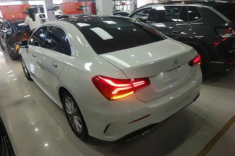 Used Mercedes-Benz A-Class 2021 A 200 L Sport Sedan Fashion Model Exterior 2