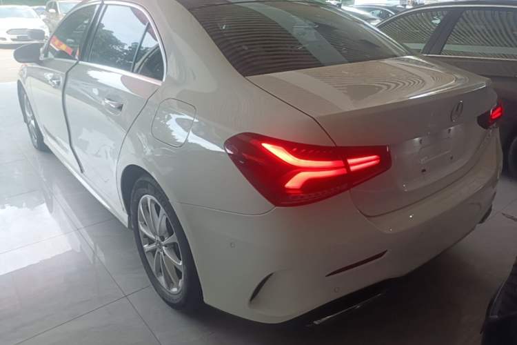 Used Mercedes-Benz A-Class 2021 A 200 L Sport Sedan Fashion Model Exterior 2
