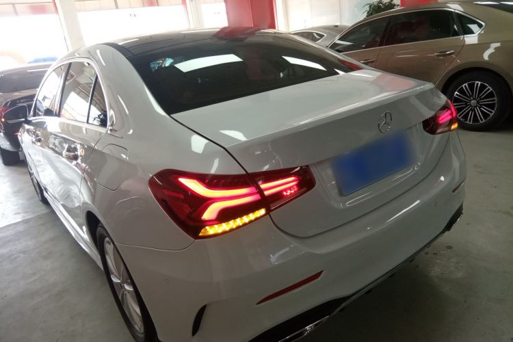 Used Mercedes-Benz A-Class 2021 A 200 L Sport Sedan Fashion Model Exterior 2