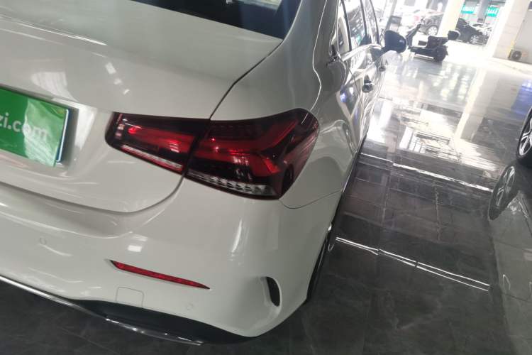 Used Mercedes-Benz A-Class 2021 A 200 L Sport Sedan Fashion Model Exterior 3
