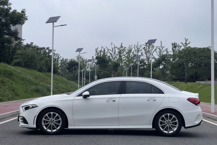 Used Mercedes-Benz A-Class 2021 A 200 L Sport Sedan Fashion Model Exterior 4