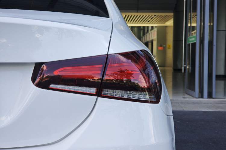 Used Mercedes-Benz A-Class 2021 A 200 L Sport Sedan Fashion Model Exterior 6