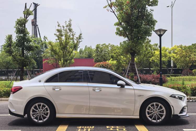Used Mercedes-Benz A-Class 2021 A 200 L Sport Sedan Fashion Model Exterior 7