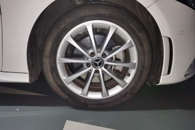Used Mercedes-Benz A-Class 2021 A 200 L Sport Sedan Fashion Model Exterior 7