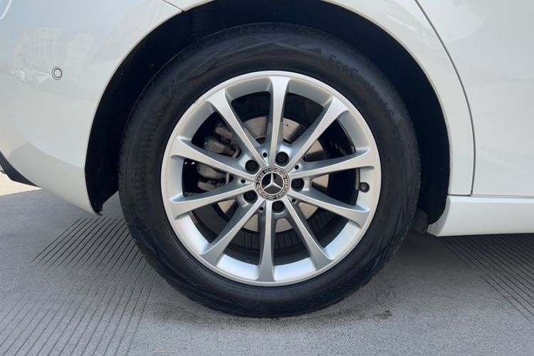 Used Mercedes-Benz A-Class 2021 A 200 Fashion Model Exterior 7
