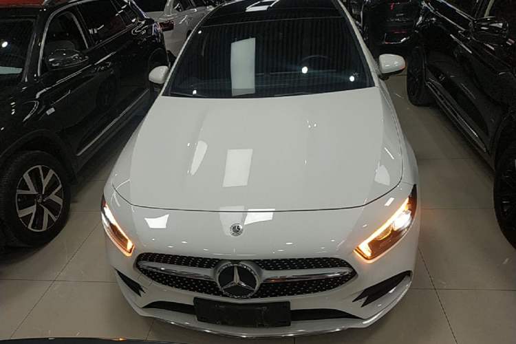 Used Mercedes-Benz A-Class 2021 A 200 L Sport Sedan Fashion Model Front