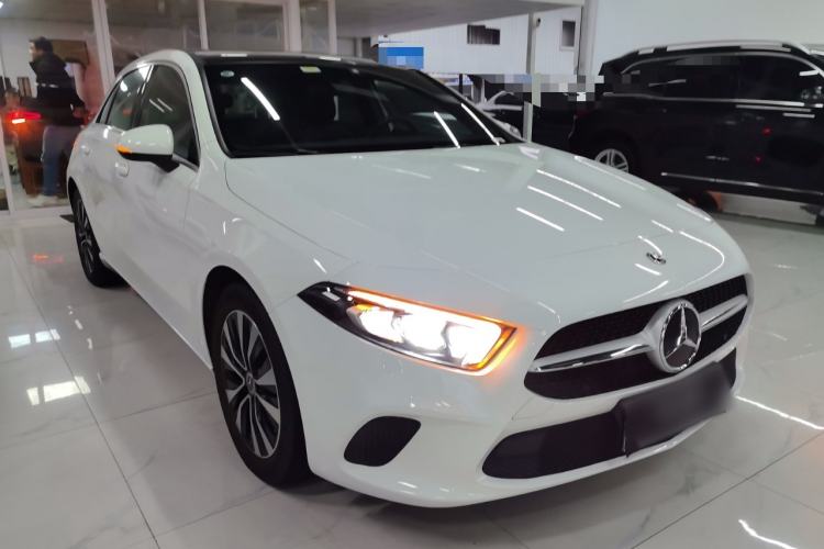 Used Mercedes-Benz A-Class 2021 A 200 Dynamic Edition Front Right 45 Deg