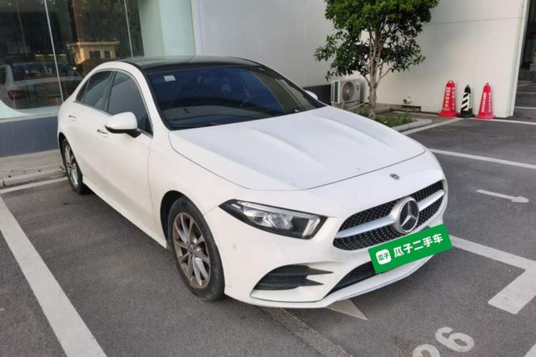 Used Mercedes-Benz A-Class 2021 A 200 L Sport Sedan Fashion Model Front Right 45 Deg