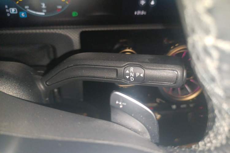 Used Mercedes-Benz A-Class 2021 A 200 L Sport Sedan Fashion Model Gear Lever