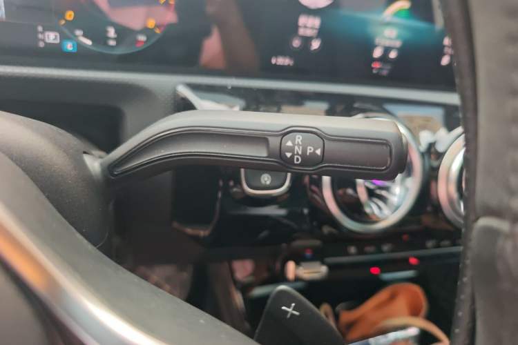 Used Mercedes-Benz A-Class 2021 Restyled A 180 L Sport Sedan Gear Lever
