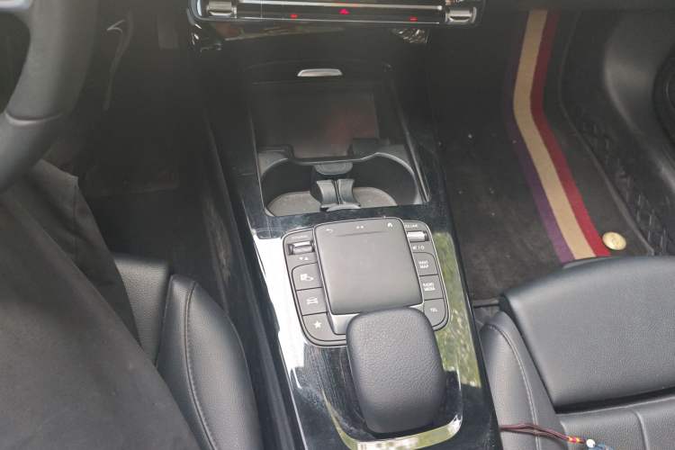 Used Mercedes-Benz A-Class 2021 A 200 L Sport Sedan Dynamic Model Gear Lever