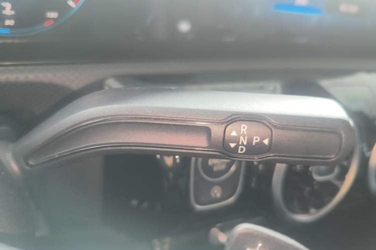 Used Mercedes-Benz A-Class 2021 A 180 L Sport Sedan Gear Lever
