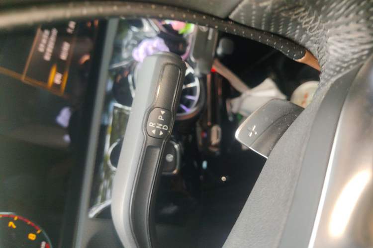 Used Mercedes-Benz A-Class 2021 A 200 L Sport Sedan Fashion Model Gear Lever