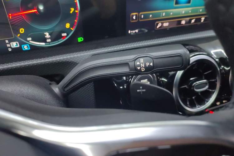 Used Mercedes-Benz A-Class 2021 A 200 Dynamic Edition Gear Lever