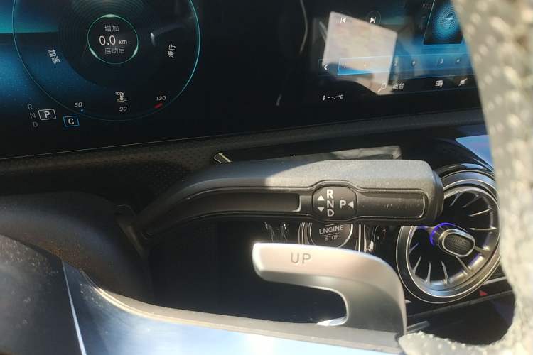 Used Mercedes-Benz A-Class 2021 A 200 L Sport Sedan Fashion Model Gear Lever