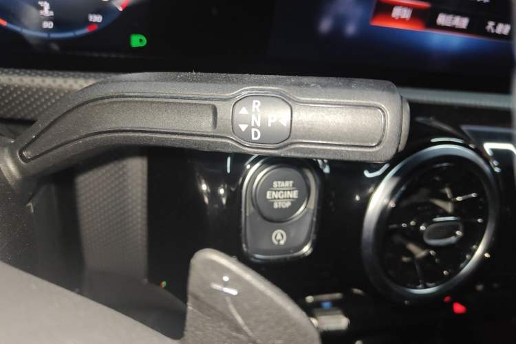 Used Mercedes-Benz A-Class 2021 A 200 Dynamic Edition Gear Lever