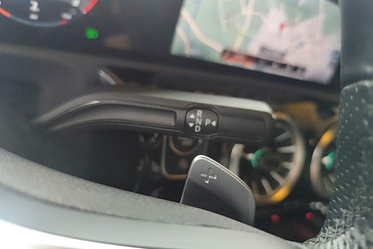Used Mercedes-Benz A-Class 2021 A 200 L Sport Sedan Fashion Model Gear Lever