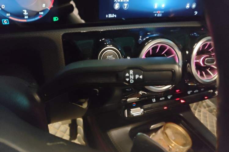 Used Mercedes-Benz A-Class 2021 A 200 L Sport Sedan Fashion Model Gear Lever